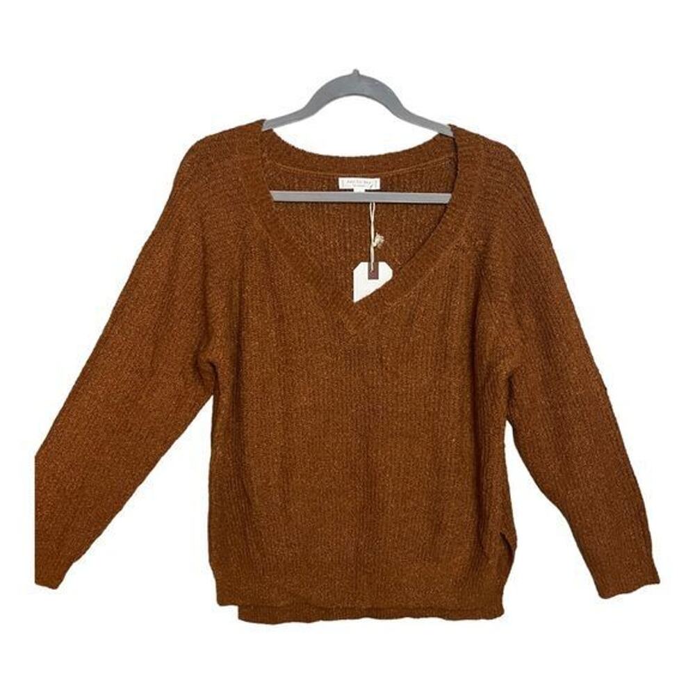 Day to Day Blu Pepper Chocolate Brown V-Neck Sweater Size M NWT